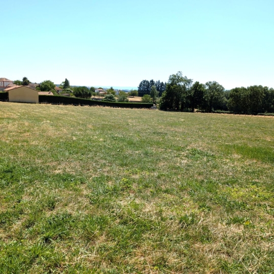  Annonces AMPLEPUIS : Terrain | PRADINES (42630) | 0 m2 | 75 000 &euro; 