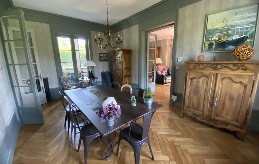 Annonces AMPLEPUIS : Maison / Villa | GRANDRIS (69870) | 315 m2 | 750 000 &euro; 