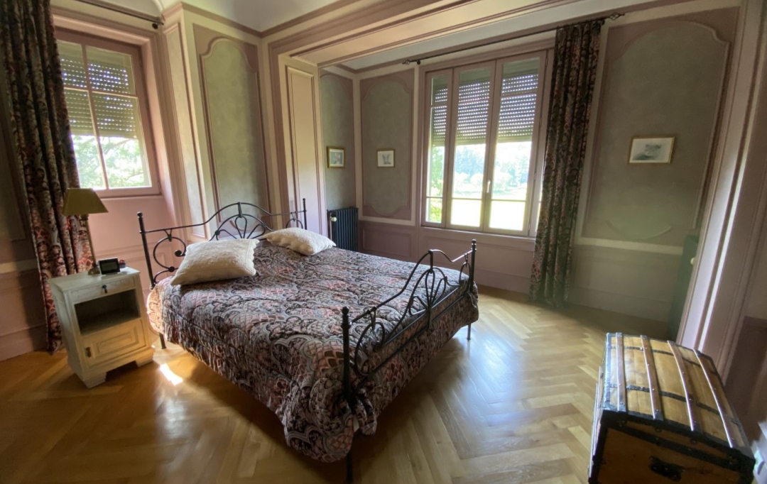Annonces AMPLEPUIS : Maison / Villa | GRANDRIS (69870) | 315 m2 | 750 000 &euro; 